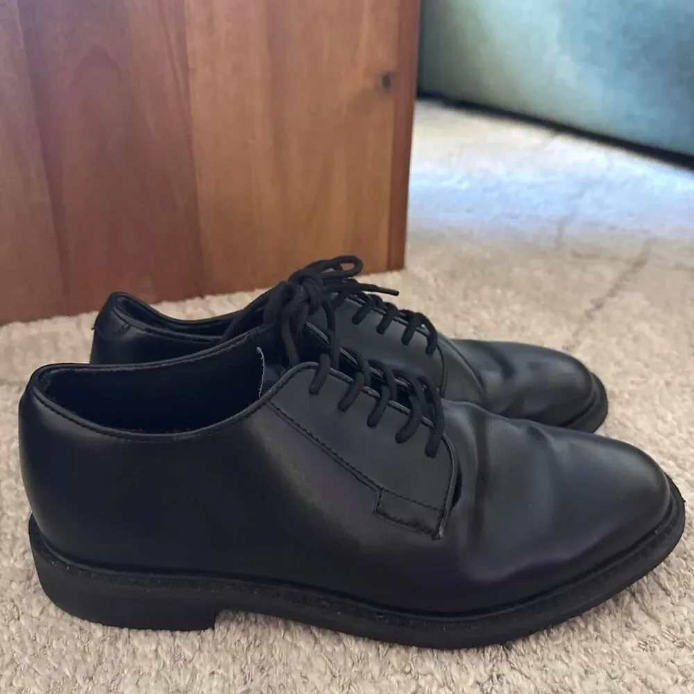 Bates Men's Black Oxfords